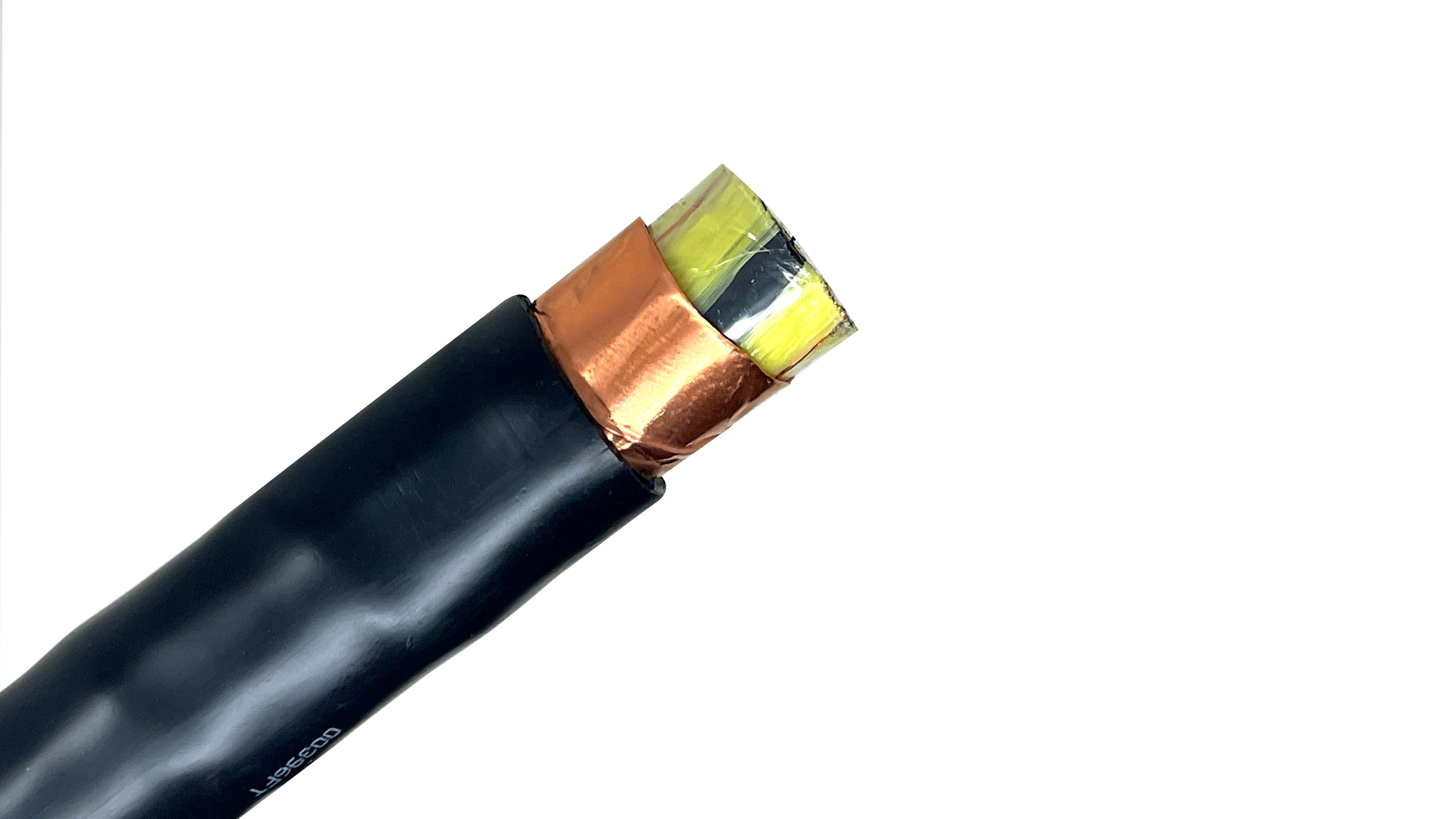 2 AWG 4C Shielded VFD Cable, 4 #10 AWG Drain Wires, Dual Shielded Motor Power, 600V/2000V Industrial Grade, XLPE Insulation.